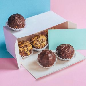 7x7x4 Cup Cakes & Donuts Boxes