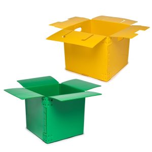 Plastic cardboard boxes