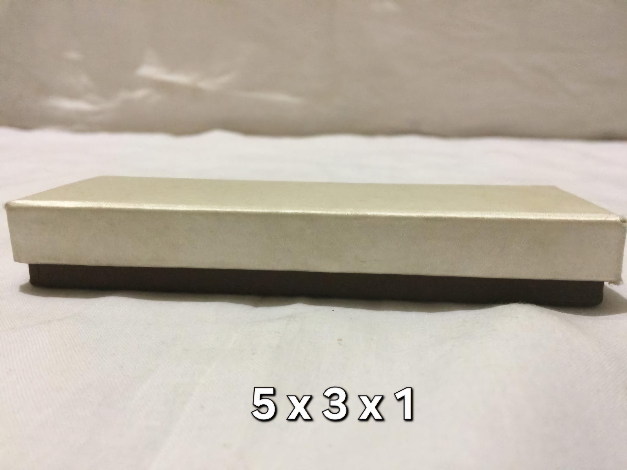 Gift Box 5x3x1 Cream & Brown