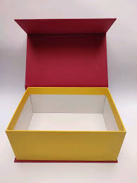 Magnetic Gift Box 10x6x1.5 Maroon Gold Finish